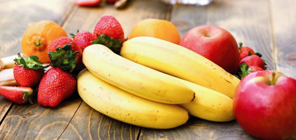 Frutas y verduras son buena fuente de vitaminas, minerales y azúcares naturales. 